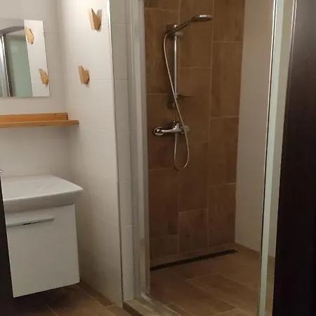 Paula 2 Apartmán Podhájska