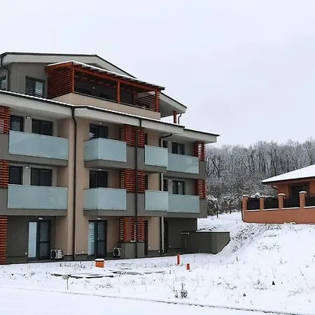 Apartment Paula 2 Podhajska